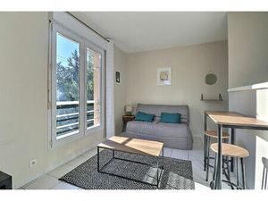 Location appartement 1 pièce  19.20m²  Meyreuil