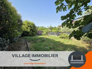 Terrain St Priest 256 m2