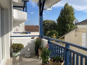 Appartement T4 77 m2 avec terrasse et parking