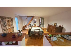 Maison de ville à Montoir De Bretagne centre d'environ 134m² avec jardin