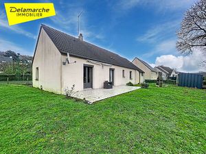 MAISON DE PLAIN-PIED 3 CHAMBRES QUARTIER RECHERCHÉ A 84 / LE VAL SAINT PERE (50300 )