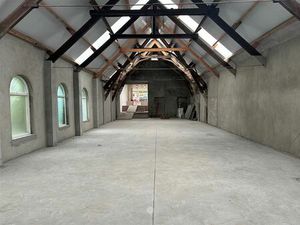 Commercieel te huur in Sint-Amandsberg