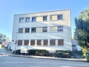 NANCY Maxéville  immeuble locatif mixte  rapport 9 3 % !