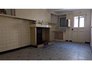Vente maison 13 pièces 210 m² à Villepinte (11150)  56 000 €