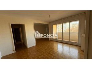 APPARTEMENT TYPE 3/4 / GARAGE