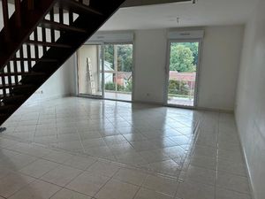 Appartement à louer 5 pièces 119.55 m² - Montbéliard (25) - 1 020€