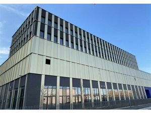 Location Local Professionnel 891m² LYON 7ème