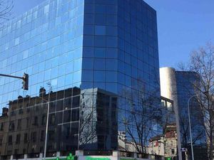 Location Local Professionnel 170m²