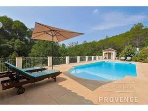 Maison Provençale avec Appartement d’Amis  Piscine et cuisine d'été