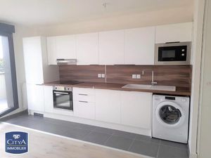 Appartement à louer 2 pièces 40.4 m² - Compiègne (60) - 667€