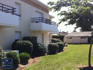 Appartement à louer 2 pièces 47.98 m² - Vayres (33) - 615€