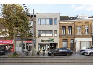 Handelsruimte met magazijn van 330 m2