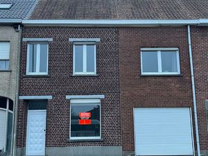 Woonhuis met dubbele garage