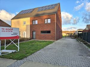 Recente halfopen woning E-peil 15! tot 5 slaapkamers aan 2%