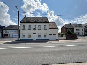 Te renoveren woning met 4 slpks  garage & prachtige tuin vlak aan station Lierde