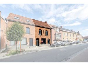 Instapklare grote gezinswoning centrum Moorslede