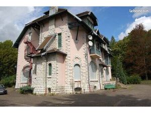 Château 1 080 m² Montbeliard