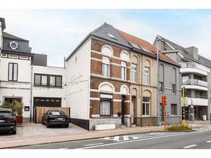 Te koop - te renoveren woning in Deinze