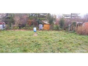 Terrain 300 m² Lagarrigue