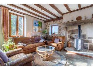 Corps de ferme de 153 m² à Lapeyrouse