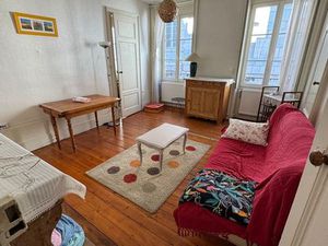 Appartement F3 meublé rue Gustave Courbet