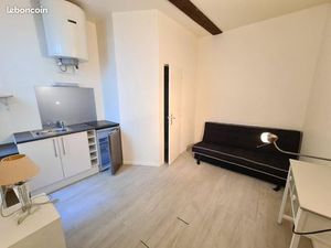 Studio 1 pièce 12 m²