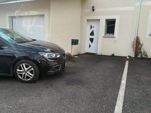 Maison t4 à étage avec garage et jardinet