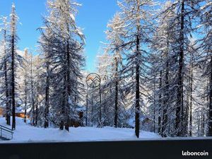 Studio 1 pièce 27 m²