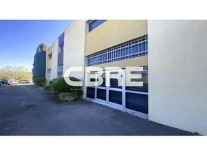 Location Local Professionnel 125m²