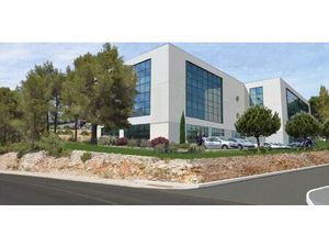 Location Local Professionnel 480m²