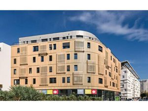 Location Local Professionnel 3 033m²