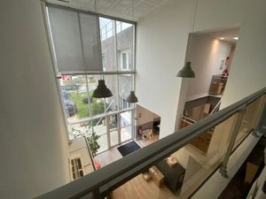 Location Local Professionnel 695m²