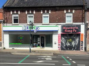 Local commercial 73 m²