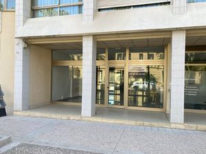 Location Local commercial 79m²