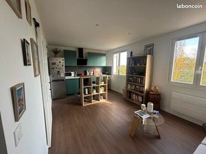 Appartement lumineux meublé 35m2 + parking