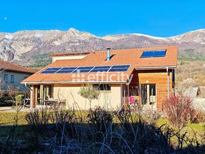 Maison 7 pièces - 178 m²