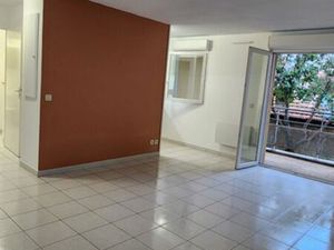 T2 récent 48m² avec p