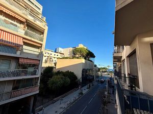 Location Appartement 1 pièce 33m² NICE 06200