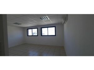 Location commerce 2 pièces 35 m² à Marseille 9 (13009)