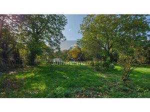 Vente Terrain 3600 m2 à Presles-en-Brie