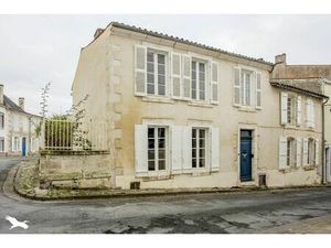 Vente maison 7 pièces 206 m² Marans (17230)