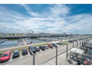 Appartement te koop in Zeebrugge met 2 slaapkamers