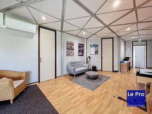 Prestigieux bureau de 300 m2 en location - Golbey  Grand Est