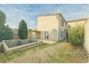 Charmant pied-à-terre rénové à vendre au cœur de Saint-Rémy-de-Provence