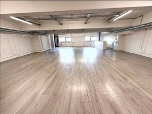 Bureau de prestige de 146 m2 en location - Pantin  Île-de-France