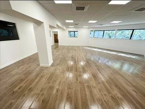 Prestigieux bureau de 135 m2 en location - Pantin  France