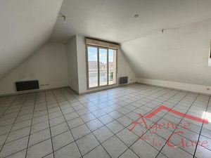 Location Appartement 1 pièce 36m² SEZANNE 51120