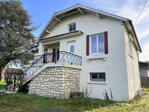 Vente maison 5 pièces 110 m² Saint-Médard-de-Mussidan (24400)
