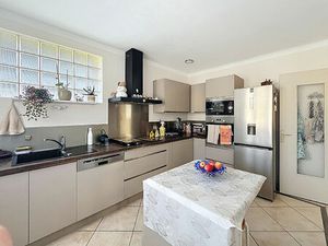 Vente maison 7 pièces  147.00m²  Chelles