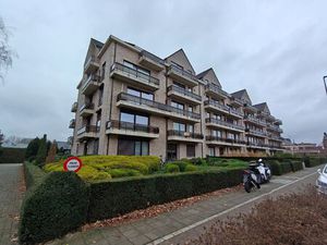 Ruim appartement met terras te Lokeren